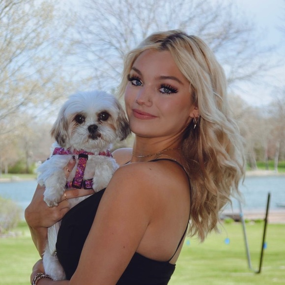 Meet your Posher, Reagan - Picture 1 of 1